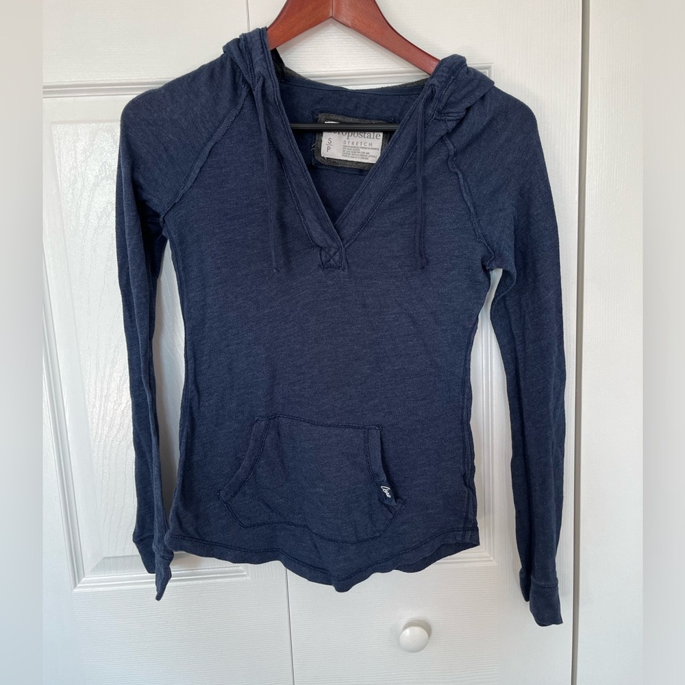 Dark blue hooded long sleeve tee